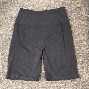 Alphalete Grey High-Rise Bike Shorts Athletic Fit